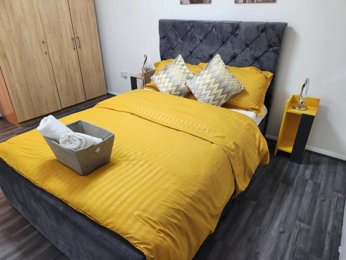 1 Bedroom Service Apartment With Netflix West Thurrock Ngoại thất bức ảnh